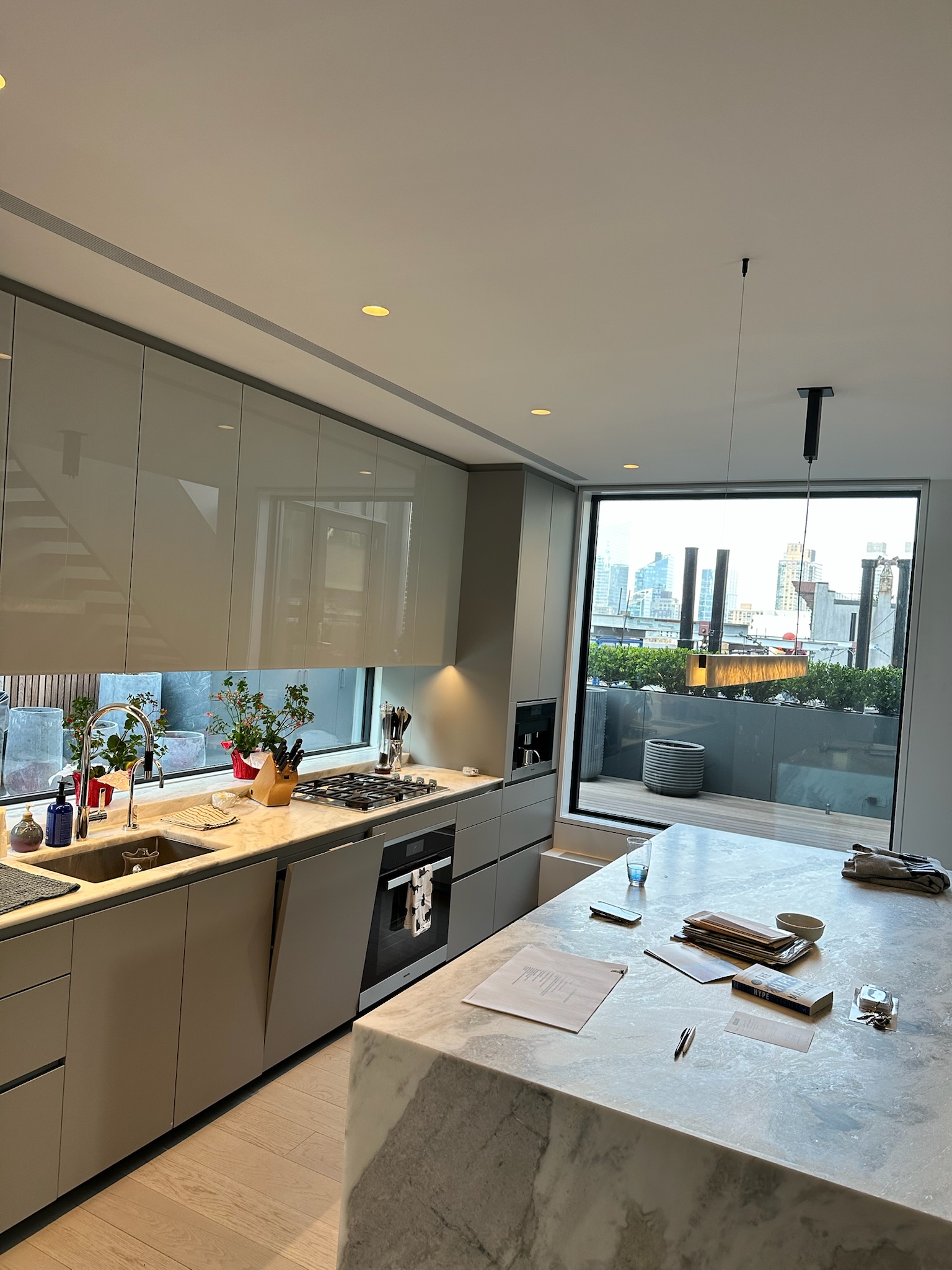 slider image